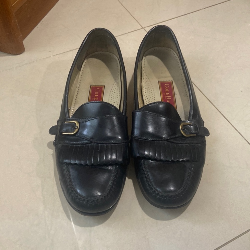 Men’s size 12 cole haan shoes . Great condition